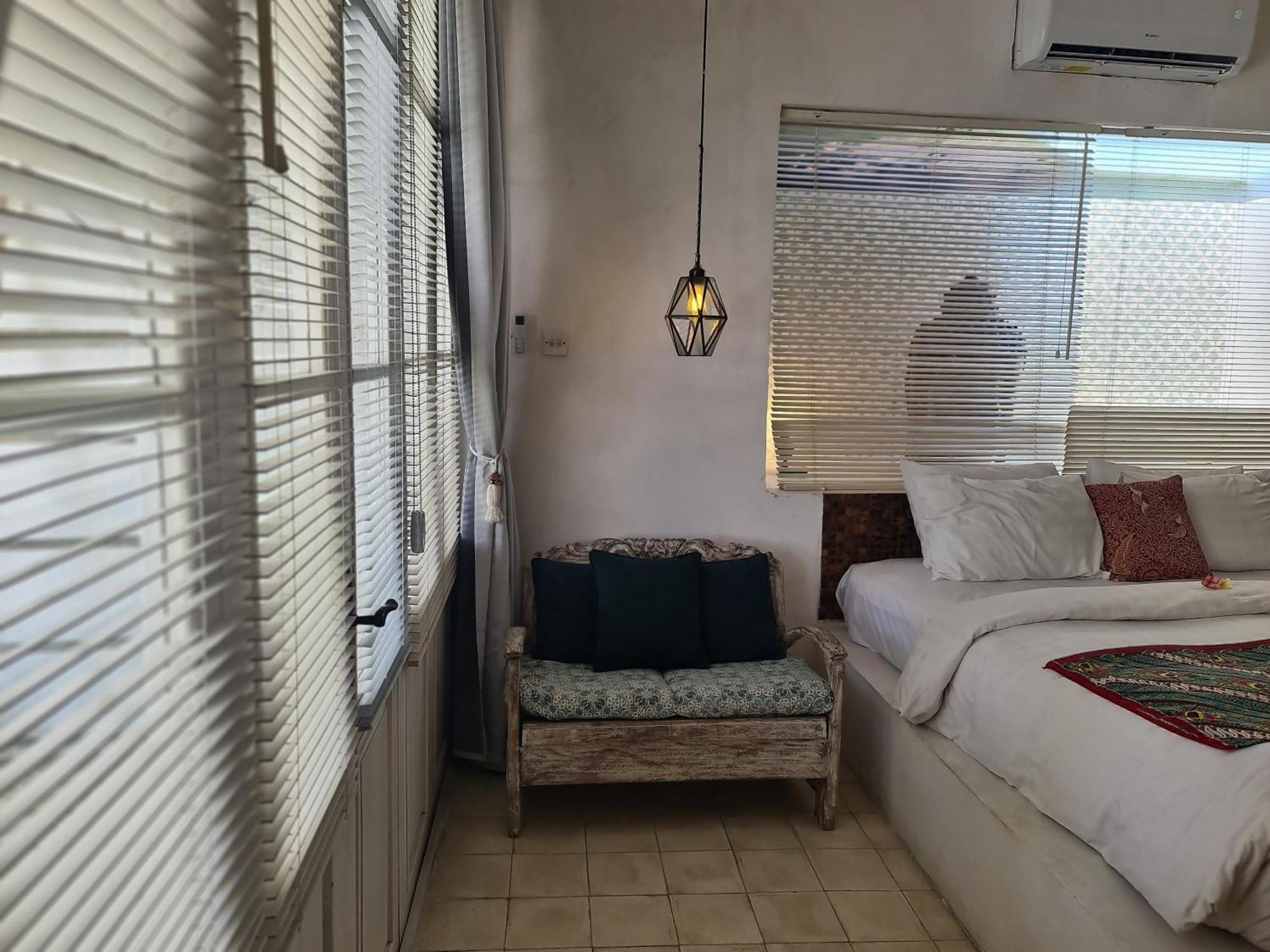 Bella Seseh, 3-br With Private Pool *